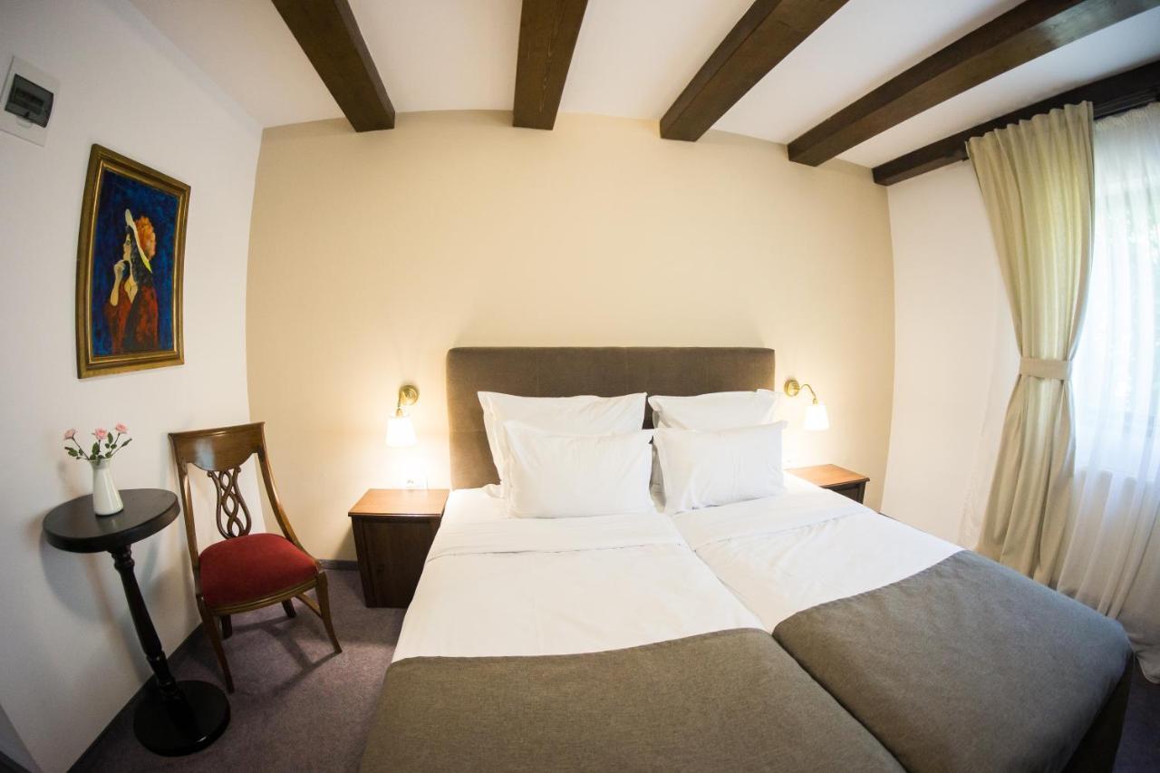 Nest Hotel Drobeta Turnu Severin Ngoại thất bức ảnh