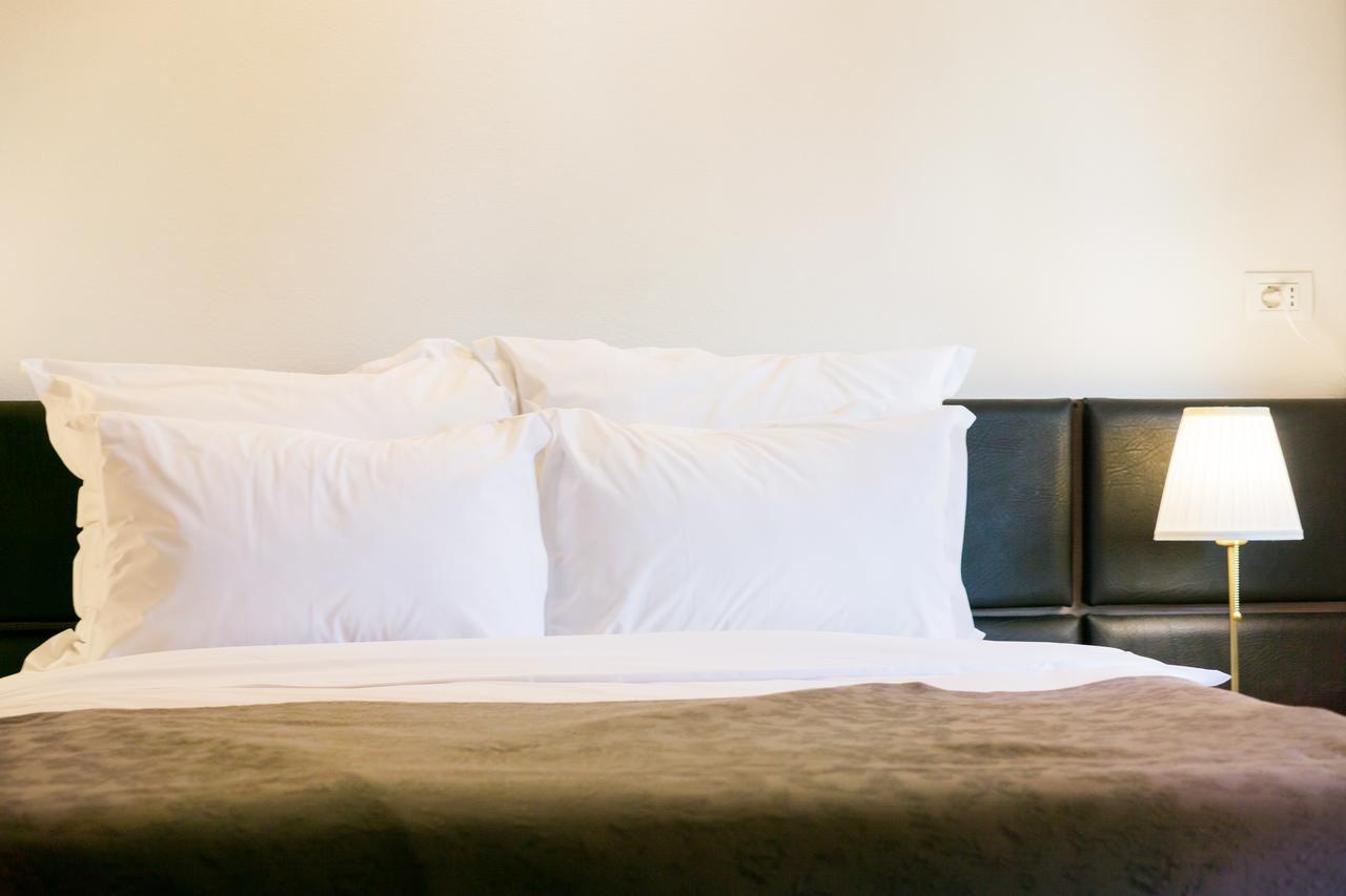 Nest Hotel Drobeta Turnu Severin Ngoại thất bức ảnh